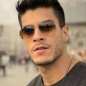 LIKE NEW Ray-Ban Aviator Gradient Brown RB3025 Men / Women Sunglasses